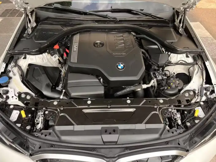 BMW 3 Series 2023 Model 325Li M Sports Set – фото 6