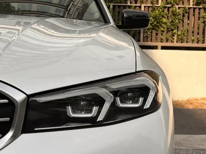 BMW 3 Series 2023 Model 325Li M Sports Set – фото 7