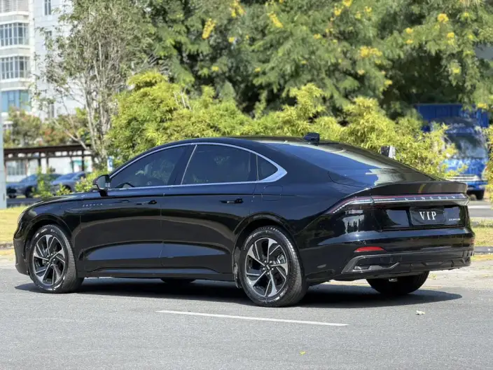 Lincoln Z 2022 Model i Cool Zun Shang Edition