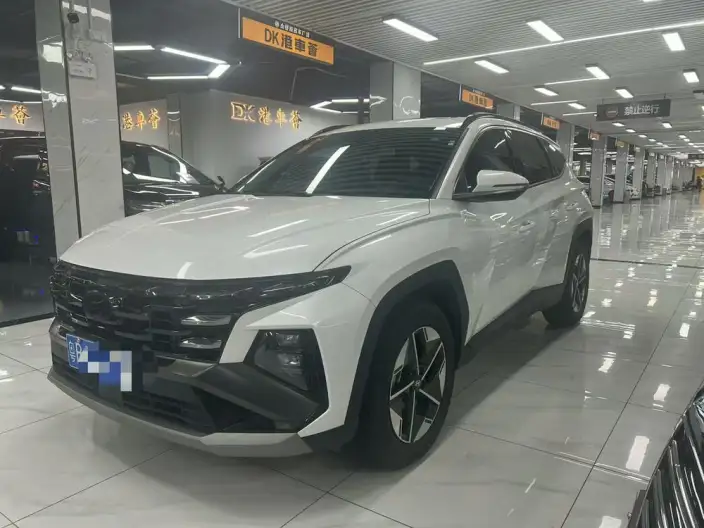 Hyundai Tucson 2025 Model Hyundai Tucson L 1.5T LUX Premium Edition – фото 1