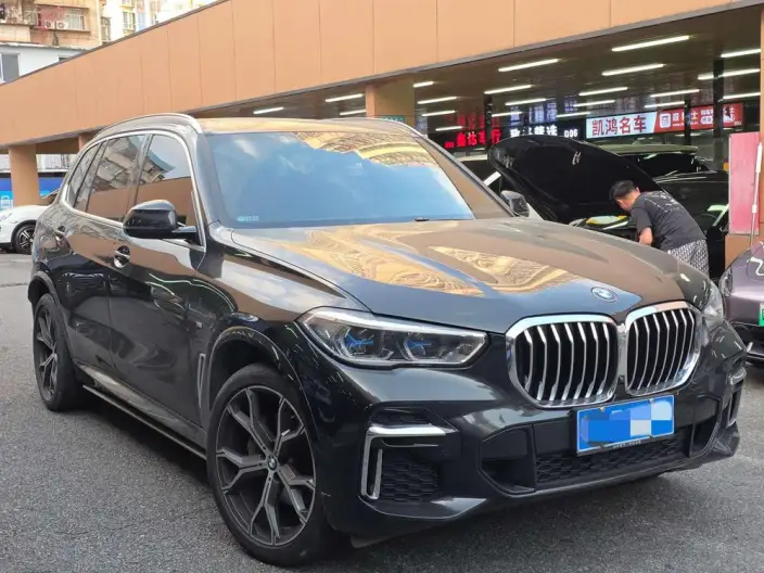 BMW X5 2022 Model Facelift xDrive 40Li M Sports Set – фото 3