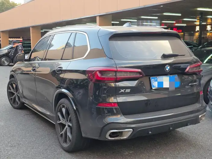 BMW X5 2022 Model Facelift xDrive 40Li M Sports Set – фото 4