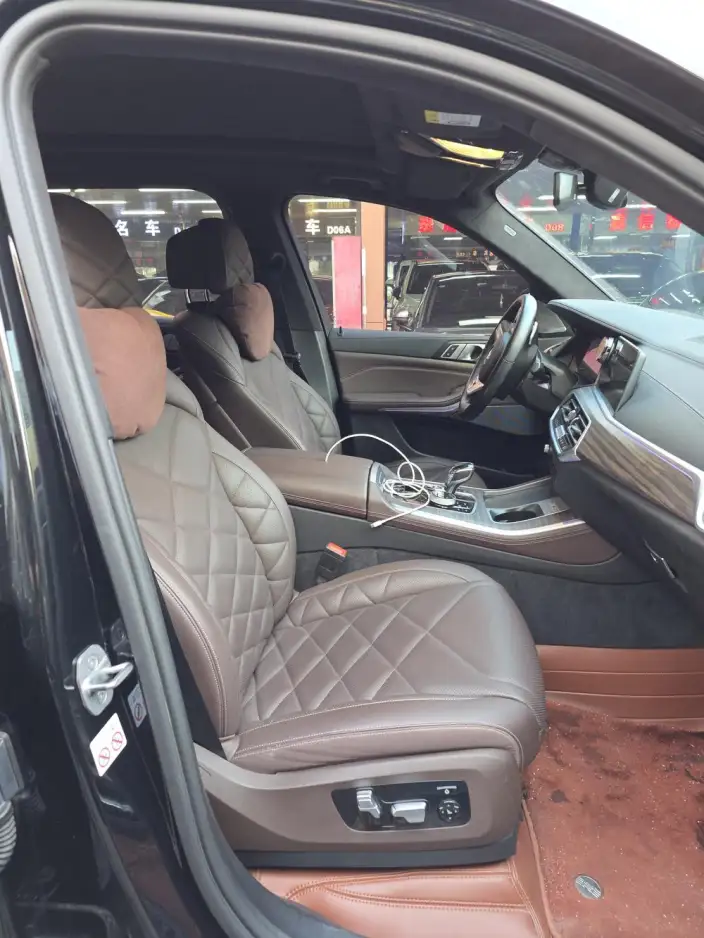 BMW X5 2022 Model Facelift xDrive 40Li M Sports Set – фото 9