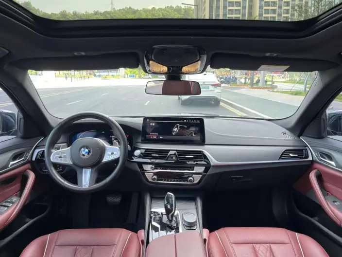 BMW 5 Series 2023 Model 530Li Leading Model M Sports Set – фото 10