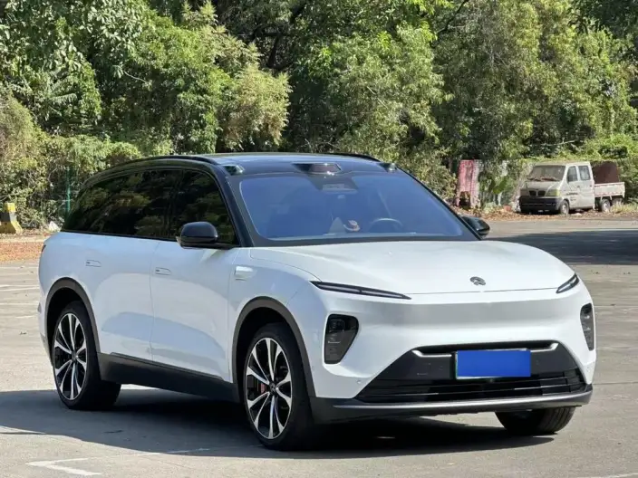 NIO ES8 2023 Model 100kWh Signature Edition – фото 3