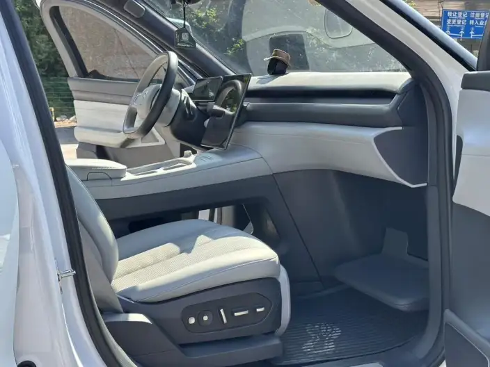 NIO ES8 2023 Model 100kWh Signature Edition – фото 7