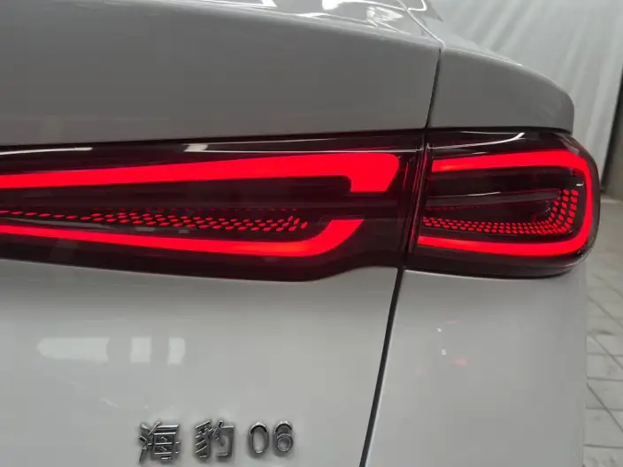 BYD Seal 06 DM 2025 Model Smart Driving Edition DM-i 120KM Exclusive Model – фото 6