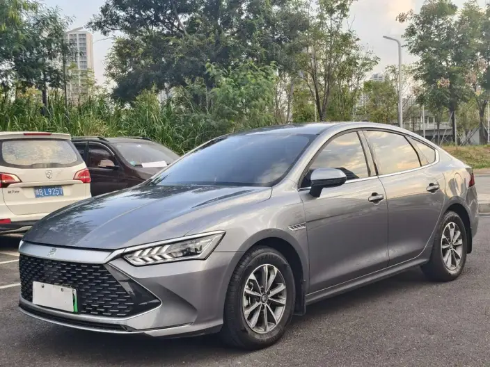 BYD Qin PLUS DM 2024 Model Honor Edition DM-i 55KM Leading Model – фото 1