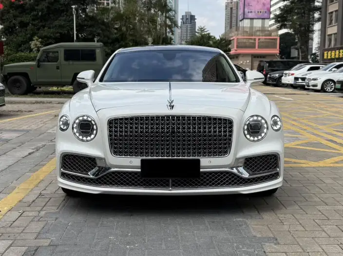 Continental Flying Spur 2022 Model 4.0T V8 Standard Edition – фото 2
