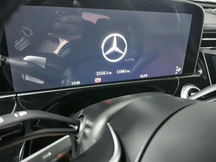 Mercedes-Benz E-Class 2025 Model Facelift E 300 L Noble Model sedan – фото 7