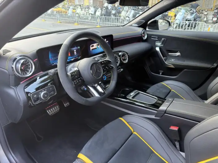 Mercedes-Benz CLA AMG 2025 Model AMG CLA 45 S 4MATIC+ – фото 9
