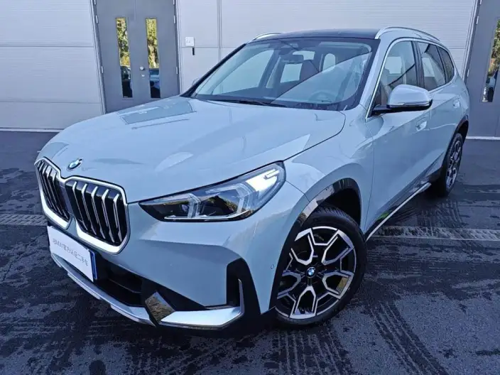 BMW X1 2026 Model sDrive25Li X Design Set – фото 1