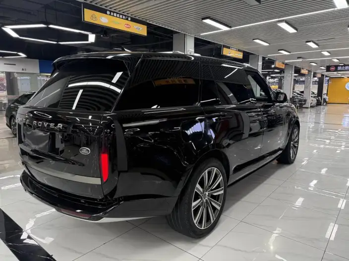 Range Rover 2023 Model 3.0 L6 400PS Shengshi VII seat Extended Edition – фото 6