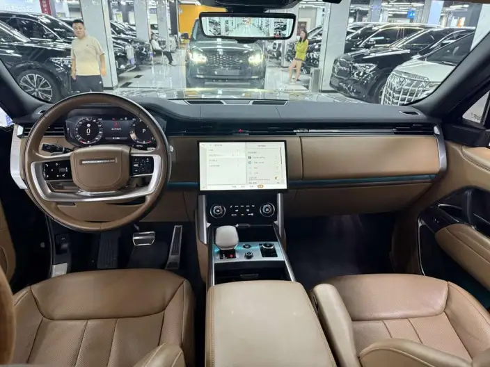 Range Rover 2023 Model 3.0 L6 400PS Shengshi VII seat Extended Edition – фото 7