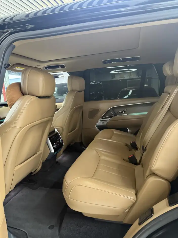 Range Rover 2023 Model 3.0 L6 400PS Shengshi VII seat Extended Edition – фото 10