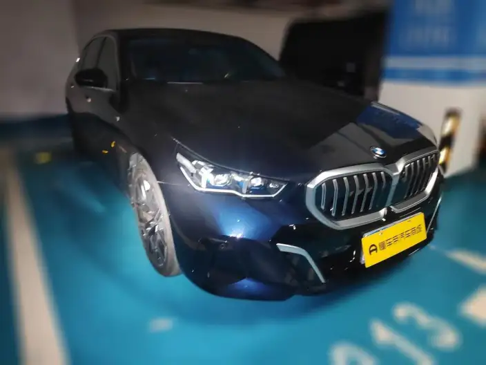 BMW 5 Series 2024 Model 530Li Exclusive Model M Sports Set – фото 3