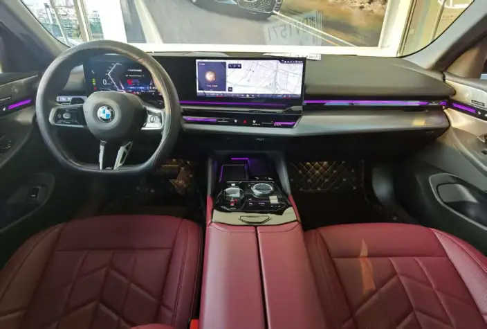 BMW 5 Series 2024 Model 525Li M Sports Set – фото 8