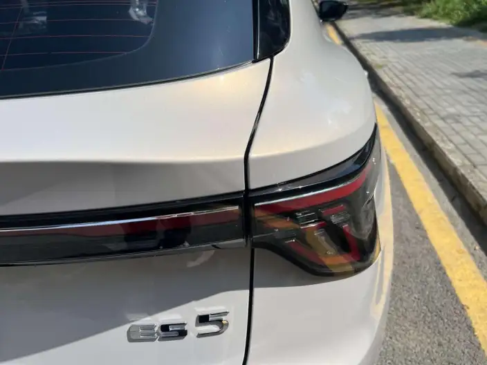 MG ES5 2025 Model 515plus Rear Drive Edition – фото 7