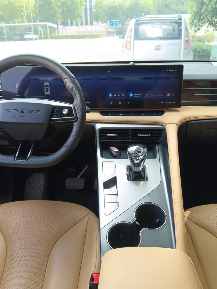 Roewe eRX5 2023 Model Chao Hybrid Zunrong Edition – фото 8