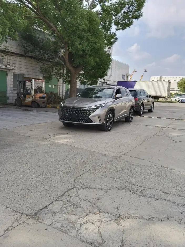Roewe eRX5 2023 Model Chao Hybrid Zunrong Edition – фото 10