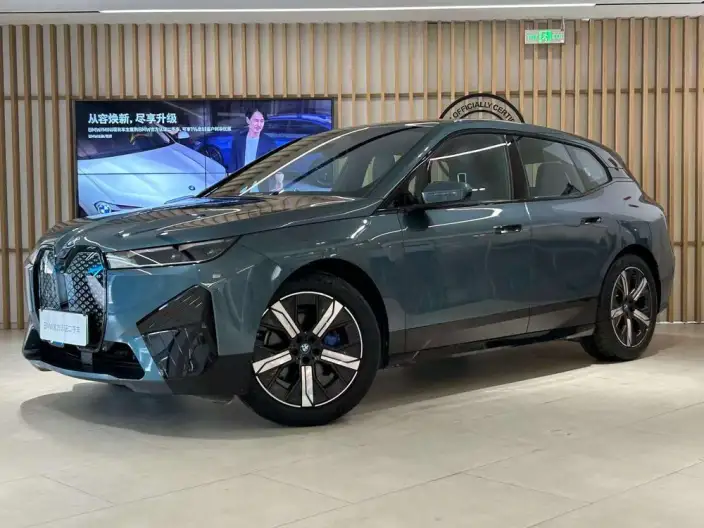 BMW iX 2023 Model xDrive40 – фото 1