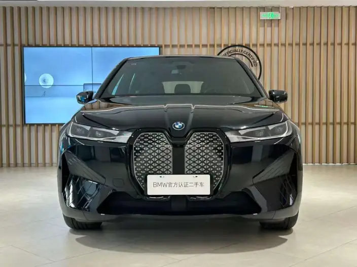 BMW iX 2023 Model xDrive40 – фото 2