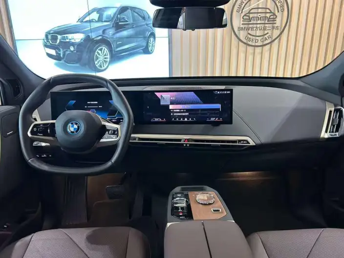 BMW iX 2023 Model xDrive40 – фото 6