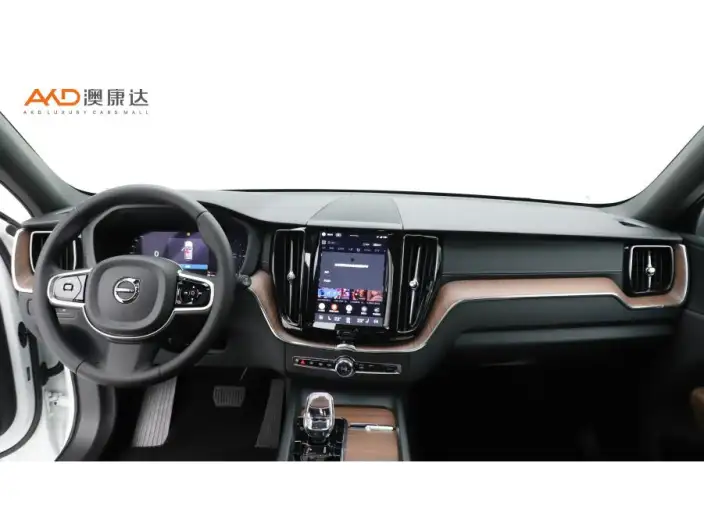 Volvo XC60 PHEV 2025 Model T8 4WD Long Battery Life Pro Smart Range Deluxe Edition – фото 6