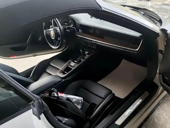 PORSCHE 911 2022 Model Carrera Cabriolet 3.0T – фото 9