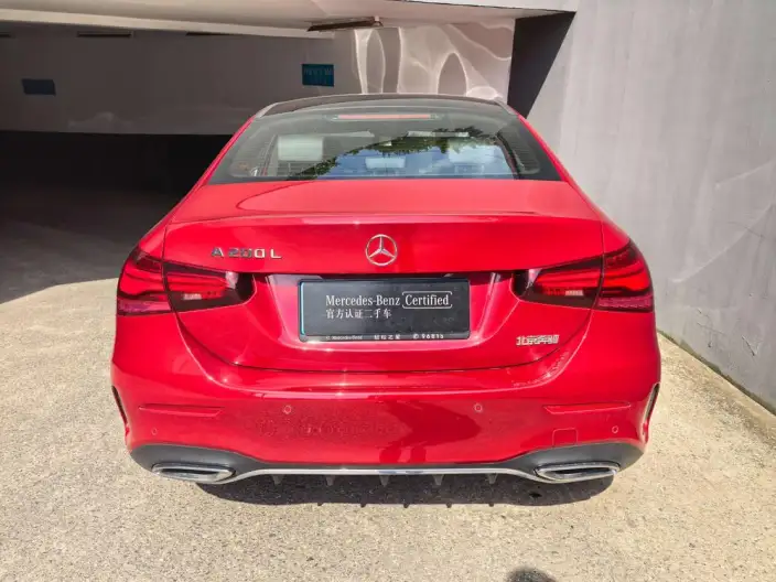 Mercedes-Benz A-class 2023 Model A 200 L Sports sedan Fashion Edition – фото 4