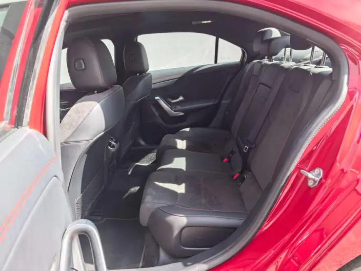 Mercedes-Benz A-class 2023 Model A 200 L Sports sedan Fashion Edition – фото 10