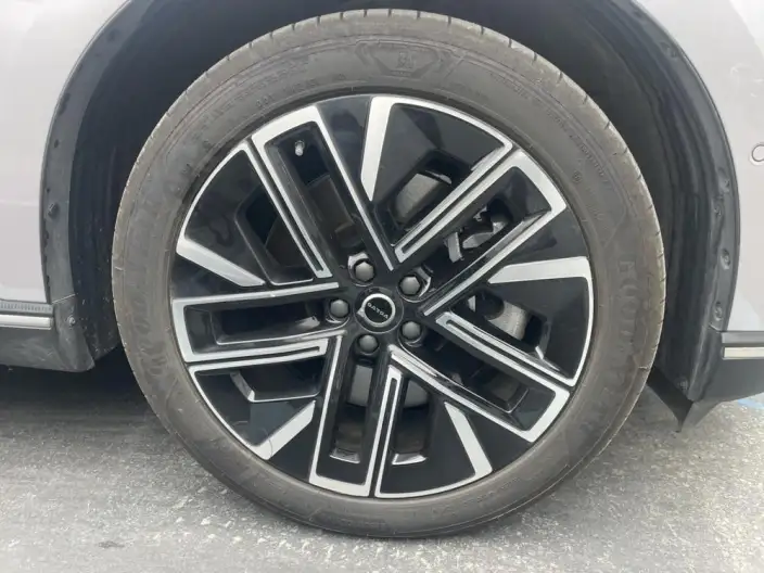 Volvo XC70 2026 Model 4WD Ultra-long Endurance Core – фото 7