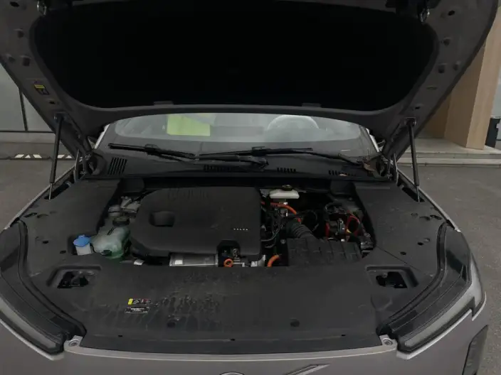 Volvo XC70 2026 Model 4WD Ultra-long Endurance Core – фото 8