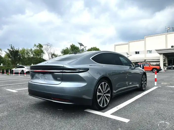 NIO ET7 2024 Model 100kWh Executive Signature Edition – фото 7
