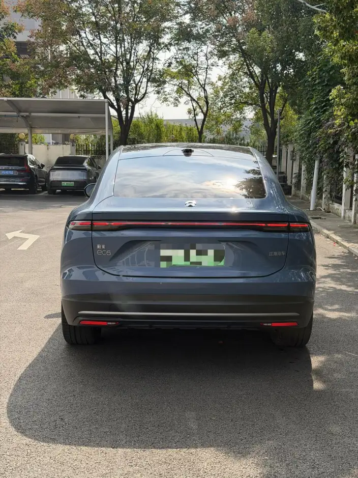 NIO EC6 2023 Model 100kWh – фото 5