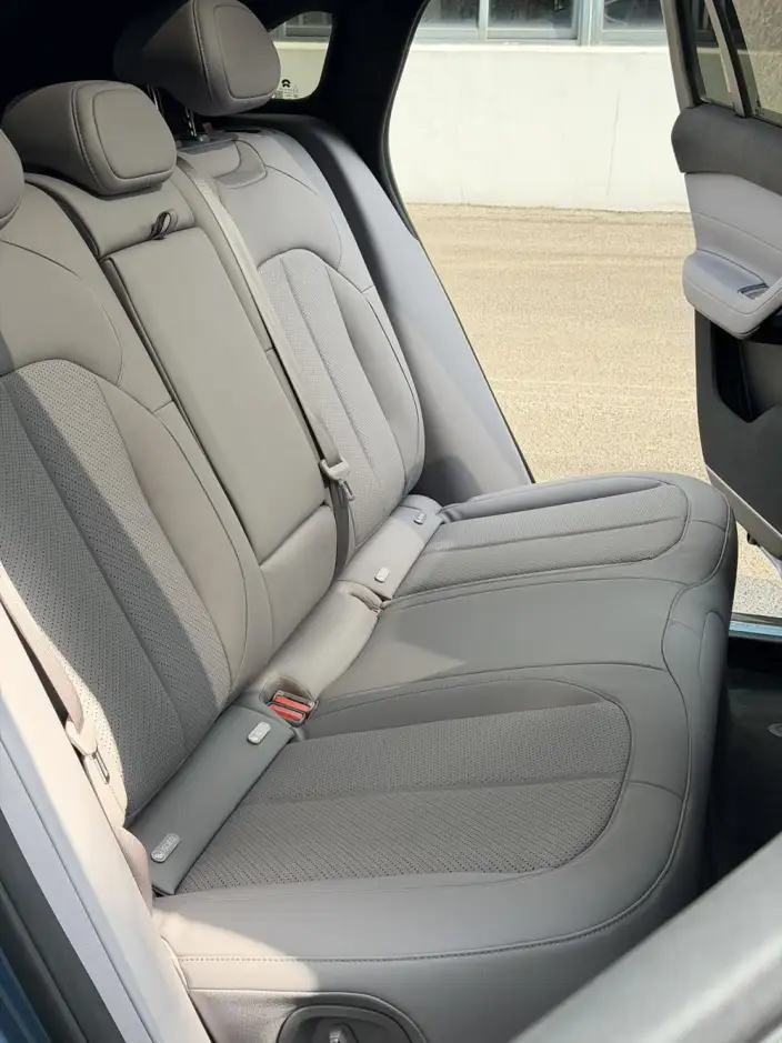 NIO EC6 2023 Model 100kWh – фото 8