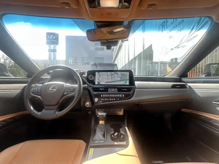 Lexus ES 2024 Model 200 Premium – фото 6