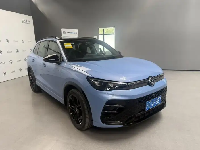 Volkswagen Tiguan L 2025 Model Pro 380TSI 4WD R-Line Smart collar Edition – фото 3