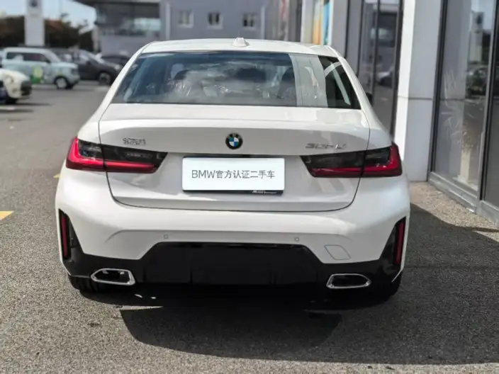 BMW 3 Series 2026 Model 325Li M Sports Set – фото 4