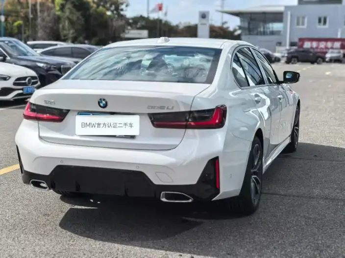 BMW 3 Series 2026 Model 325Li M Sports Set – фото 5