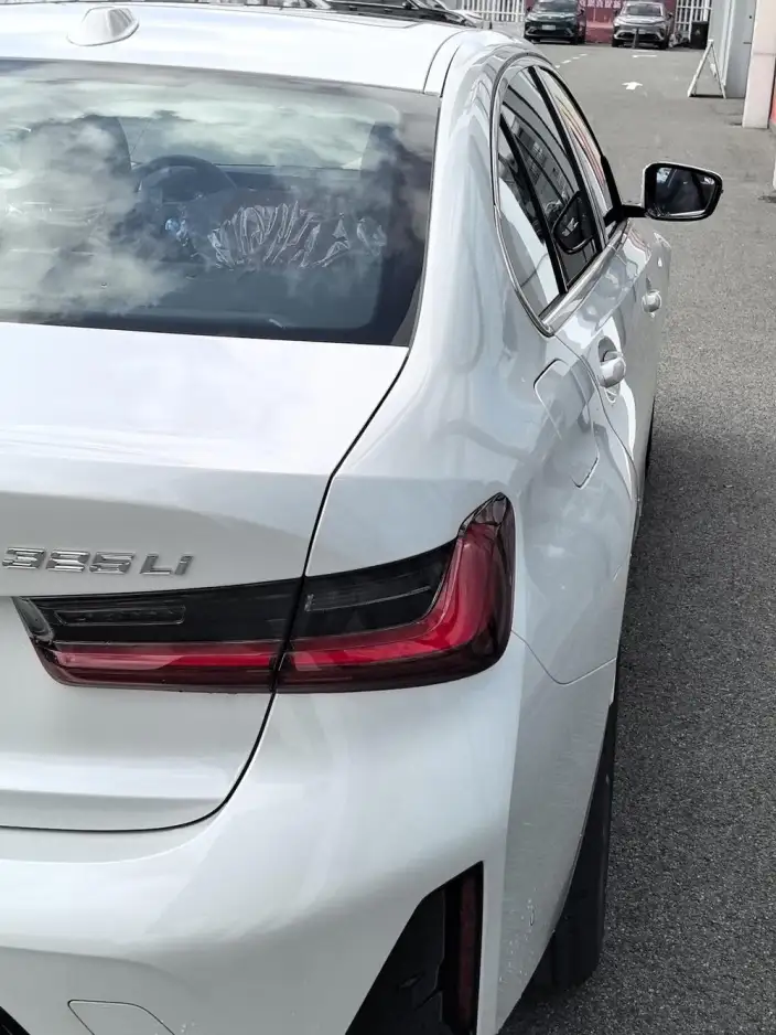 BMW 3 Series 2026 Model 325Li M Sports Set – фото 8