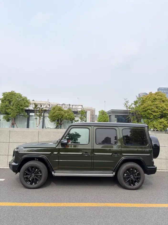 Mercedes-Benz G-Class 2023 Model G 500 – фото 2