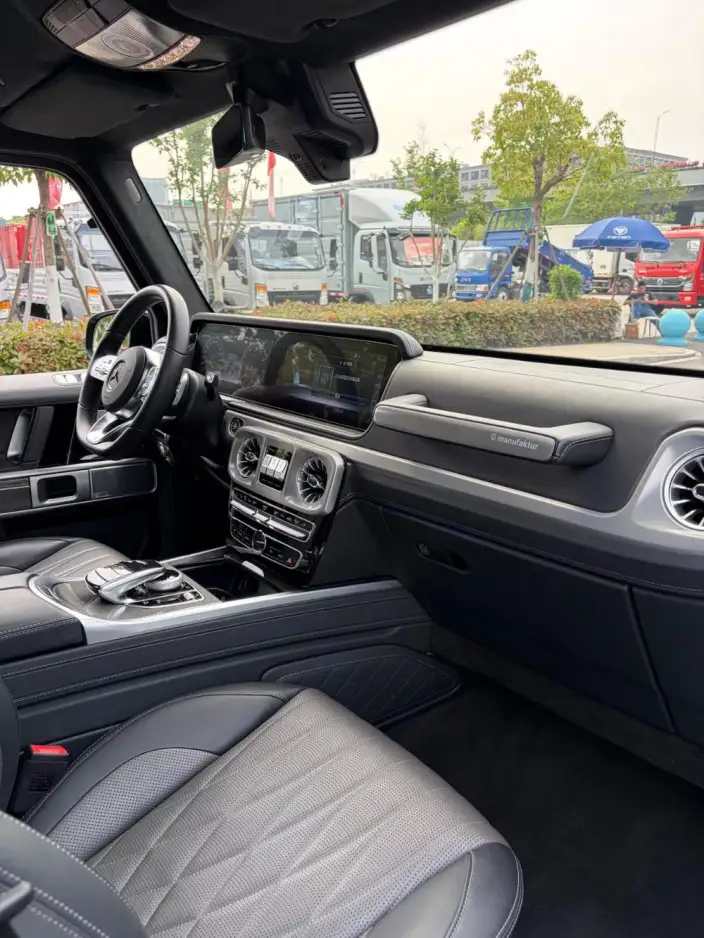Mercedes-Benz G-Class 2023 Model G 500 – фото 9