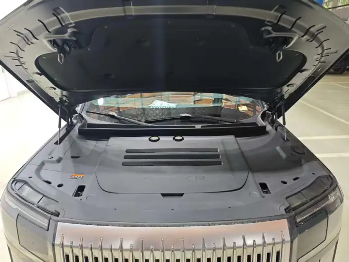 ZEEKR 9X 2025 Model Ultra Edition 70kWh VI seat – фото 8