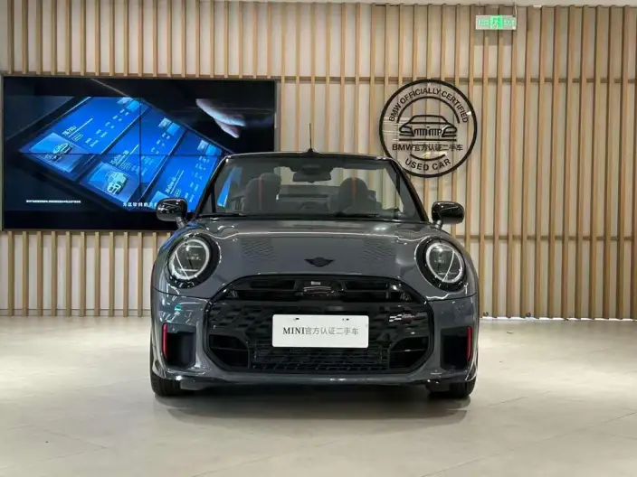 MINI JCW 2025 Model JOHN COOPER WORKS CABRIO – фото 2