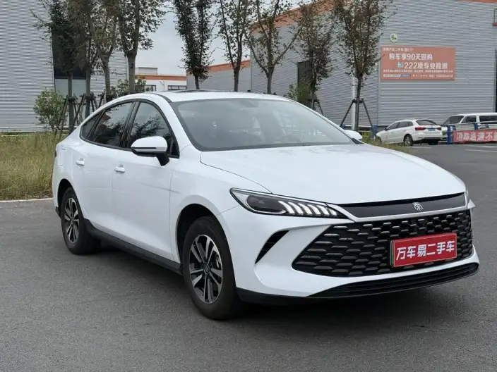 BYD Qin PLUS DM 2026 Model DM-i 210KM Enterprising Model