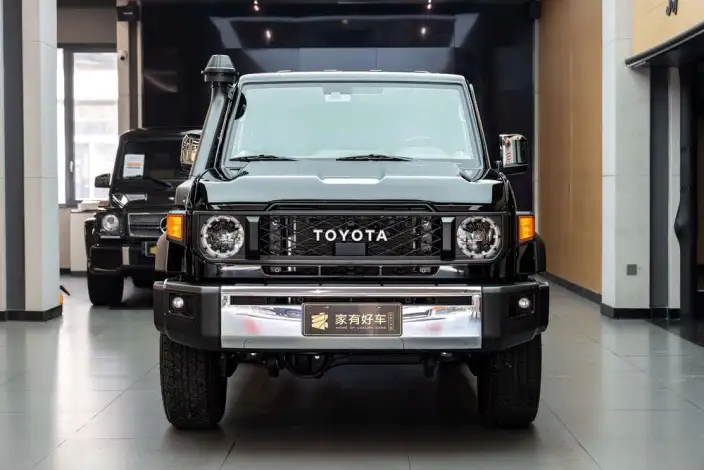 Land Cruiser (import 2025 Model 4.0L Automatic 4WD 5 seat Parallel Imported – фото 2