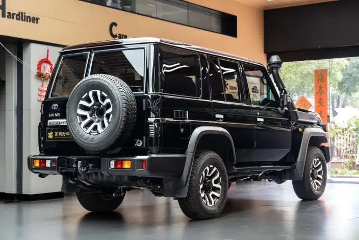 Land Cruiser (import 2025 Model 4.0L Automatic 4WD 5 seat Parallel Imported – фото 4