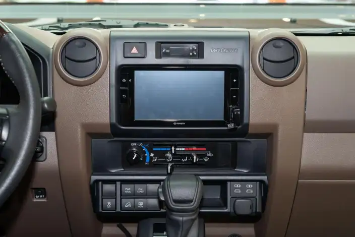 Land Cruiser (import 2025 Model 4.0L Automatic 4WD 5 seat Parallel Imported – фото 6