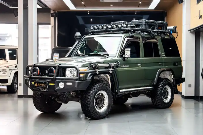 Rand Coolouse 70 2023 Model 4.0L Manual 4WD 5 seat Parallel Imported – фото 1